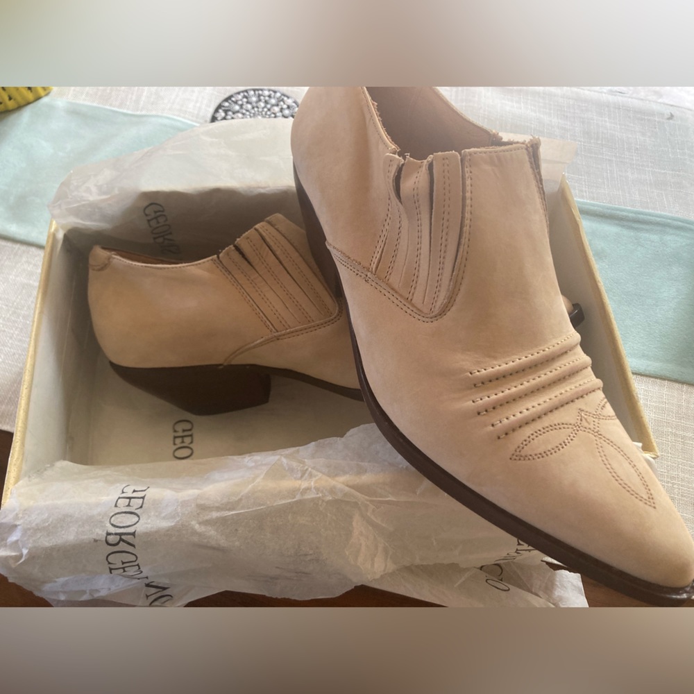 Vintage Guess Georges Marciano Western Beige Ankle Boots Women’s Size 9